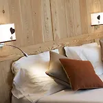 Le Petit Lievre 4* Aosta