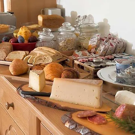 Bed & Breakfast Le Petit Lievre Aosta