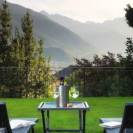 Le Petit Lievre Bed & Breakfast Aosta