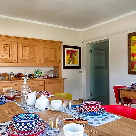 Le Petit Lievre Bed & Breakfast Aosta