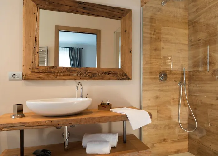 Le Petit Lievre Bed & Breakfast Aosta